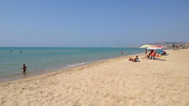 ***  La Casa Di Anthea Bed & Breakfast Agrigento Italy